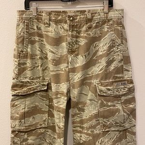 Vintage Lucky Brand wide leg camo militia cargo pant 10/30
